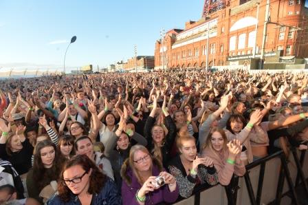 Main image for Register NOW for Blackpool Illuminations Switch-On 2017! article