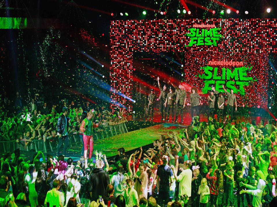 Main image for Stars Get Slimey in Blackpool for SLIMEFEST article