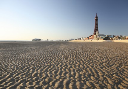 Main image for Blackpool beats the Bahamas to be voted the best beach in the world… according to Brits article