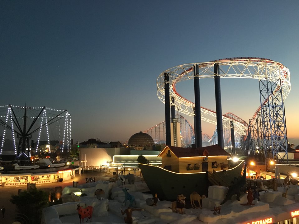 Main image for Blackpool Pleasure Beach wins prestigious international award article