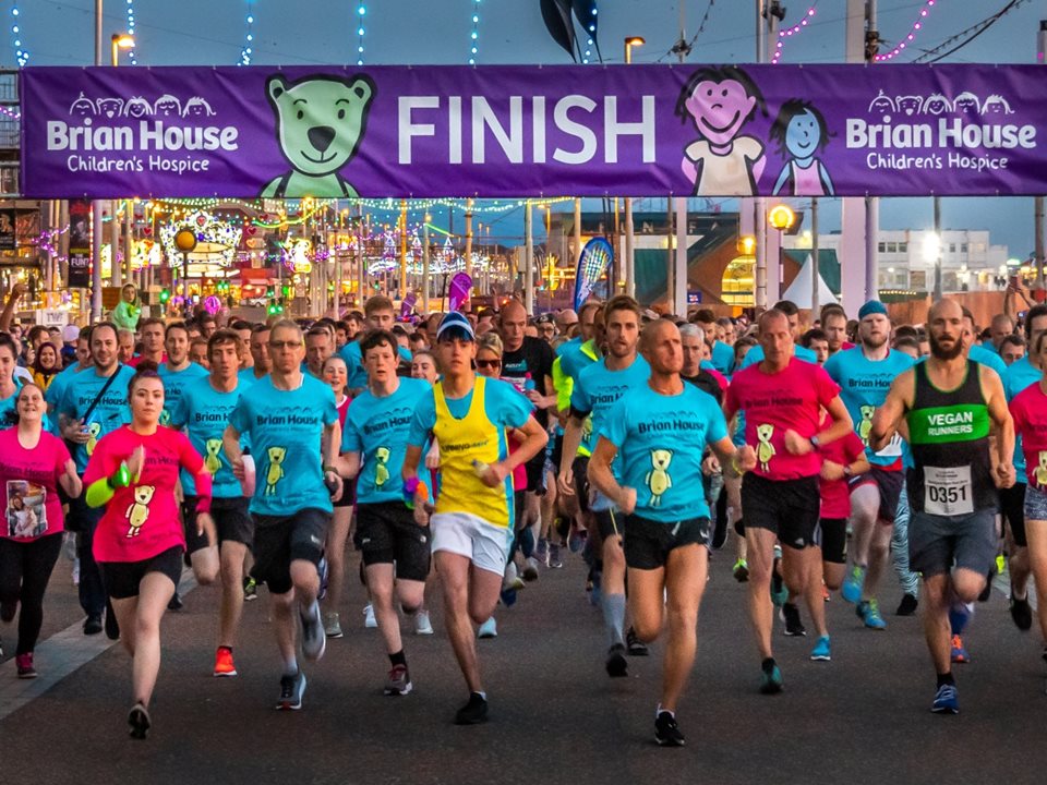 Main image for Blackpool Night Run 2021 article