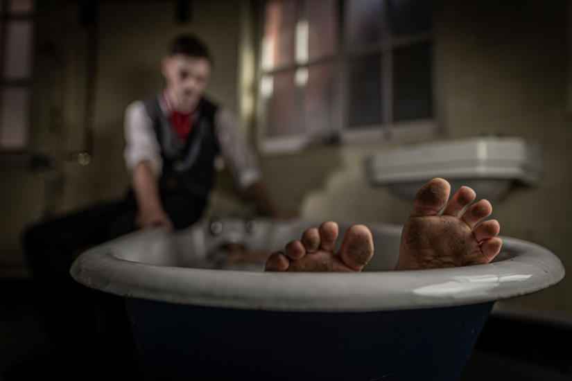 Main image for The Bath Tub Bride at Tower Dungeons article