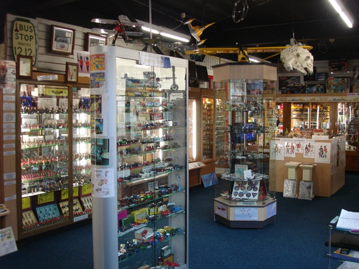 Brooks Collectables and Museum