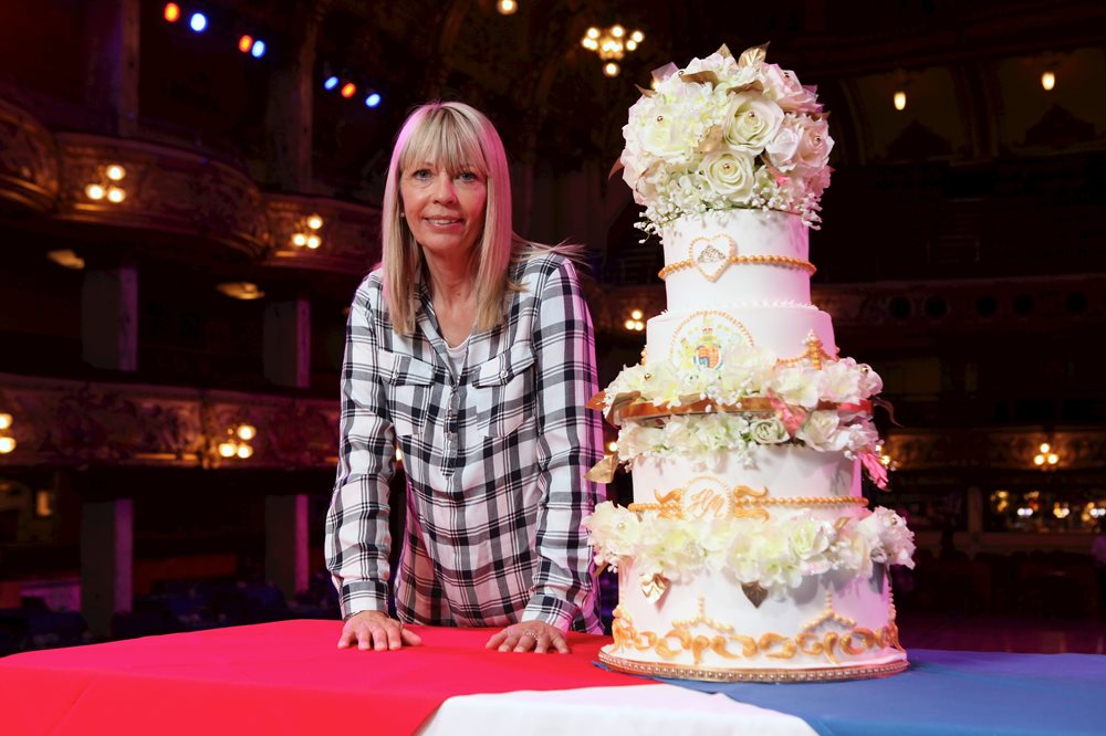 Royal Wedding Cake  Replica