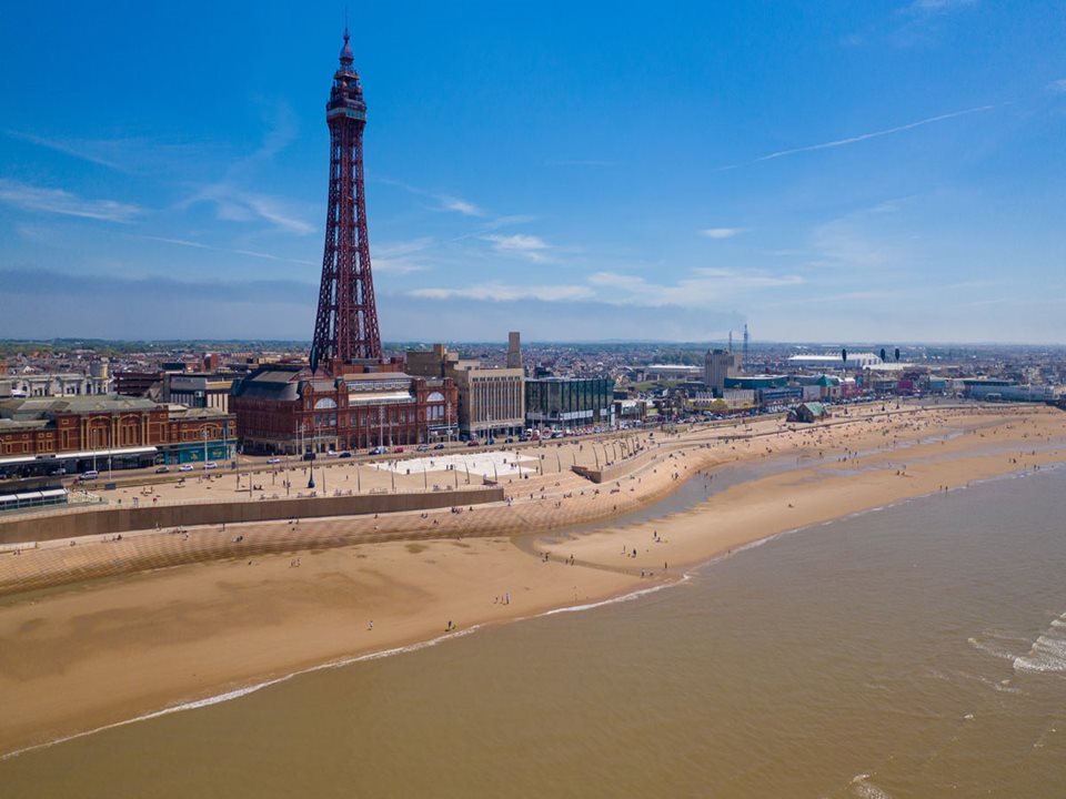 Main image for Blackpool prepares to re-open for business article