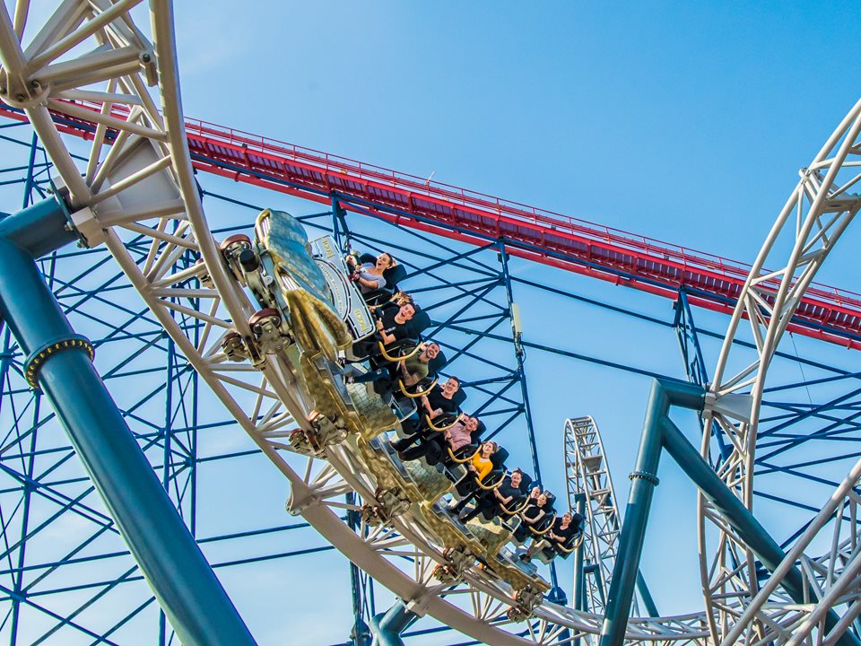 Main image for ICON-IC Sunset Thrills at Blackpool Pleasure Beach article