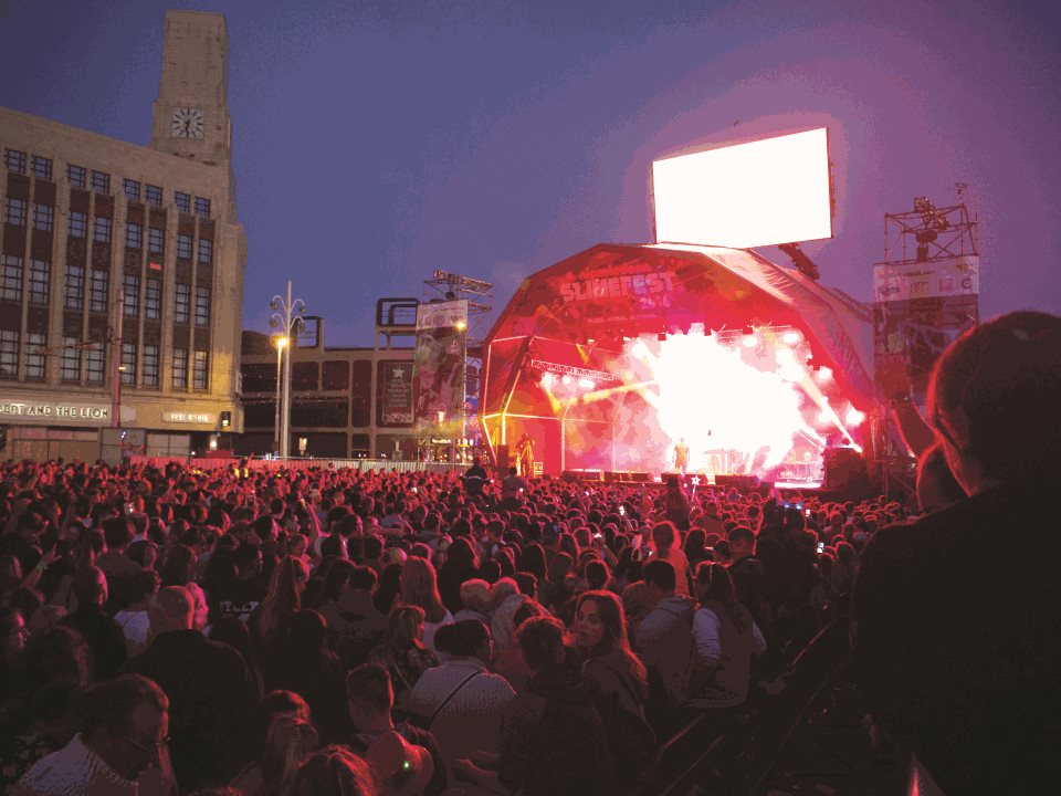 Main image for Red carpet treatment for Blackpool Illuminations Switch-On VIPs! article