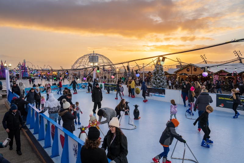 Main image for Skating Rink opens daily article