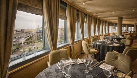 Main image for BLACKPOOL PLEASURE BEACH’S WHITE TOWER RESTAURANT WILL TANTALISE YOUR TASTEBUDS! article