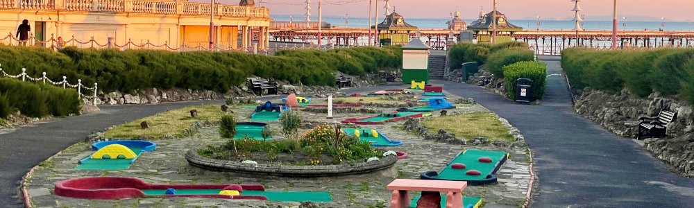 crazy golf sunken garden